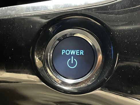 Used 2018 Toyota Prius Prime Advanced image 28