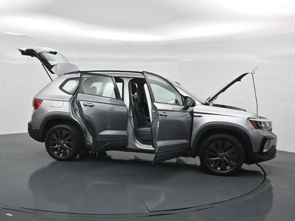 Used 2024 Volkswagen Taos S FWD image 42