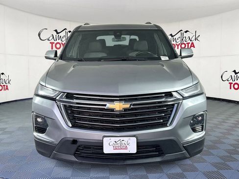 Used 2023 Chevrolet Traverse LT AWD/4WD image 3