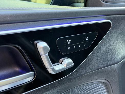 Used 2022 Mercedes-Benz C 300 Sedan image 28