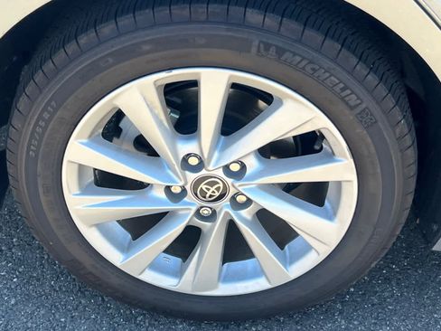 Used 2024 Toyota Camry LE w/ Convenience Package FWD image 17