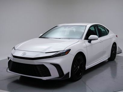 Used 2025 Toyota Camry SE