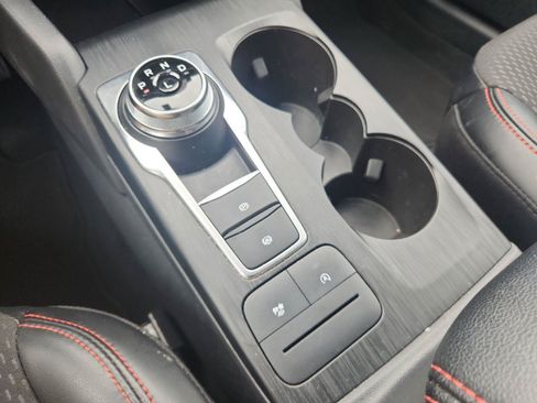 Used 2025 Ford Escape ST-Line AWD/4WD image 25