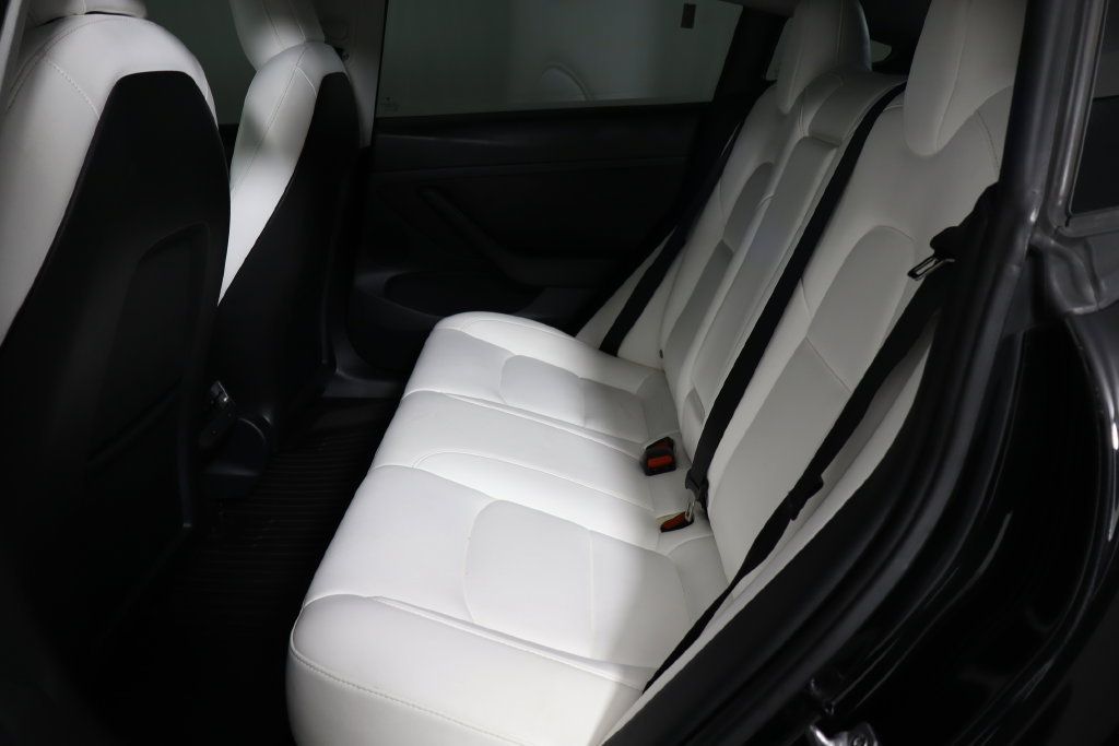 Used 2022 Tesla Model 3 Performance AWD/4WD image 14