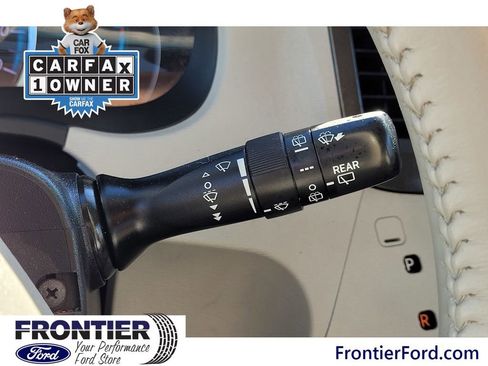 Used 2011 Toyota Sienna XLE image 19