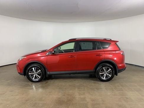 Used 2017 Toyota RAV4 XLE image 16