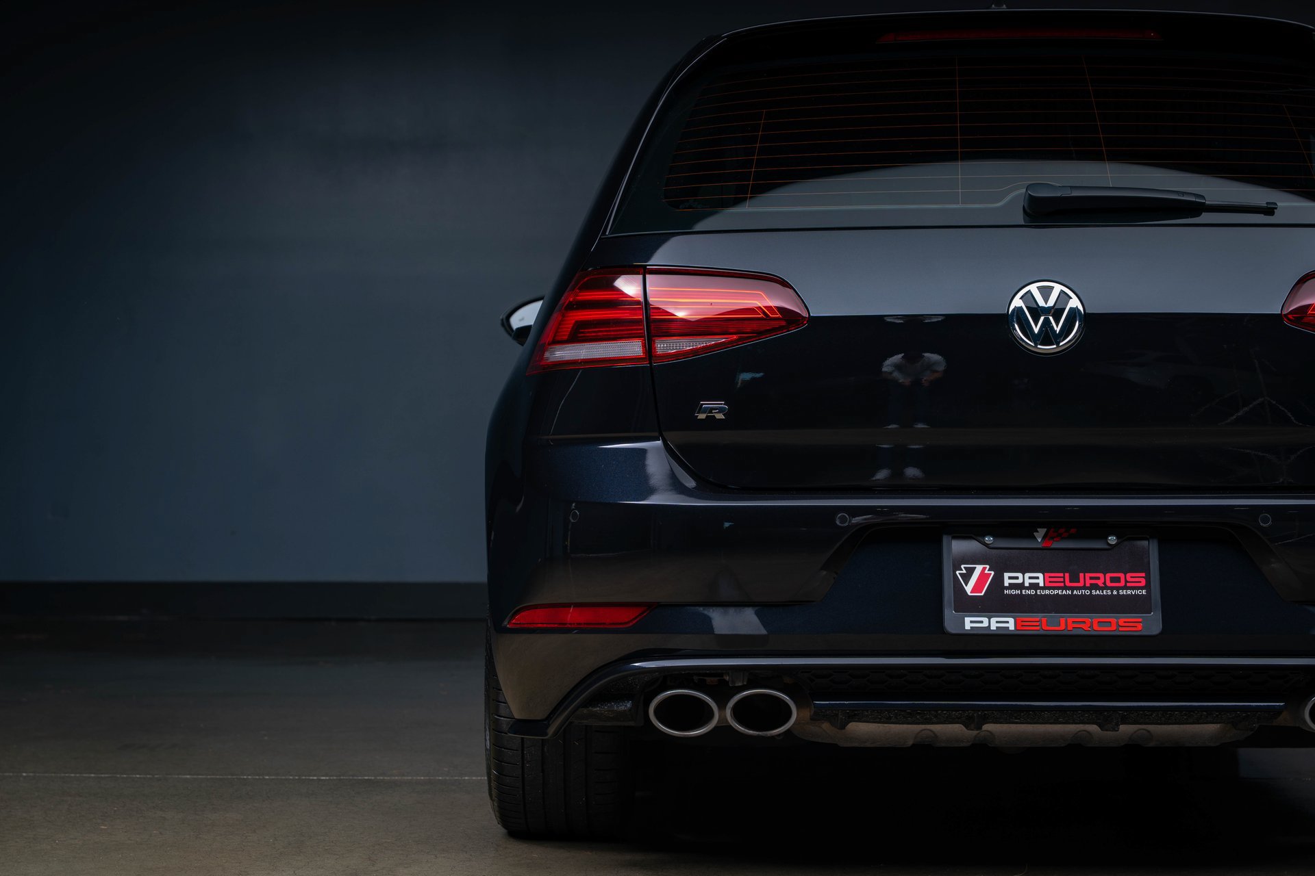 Used 2019 Volkswagen Golf R 4-Door AWD/4WD image 25