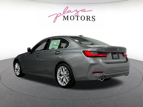 Used 2025 BMW 330i xDrive Sedan w/ Premium Package AWD/4WD image 7