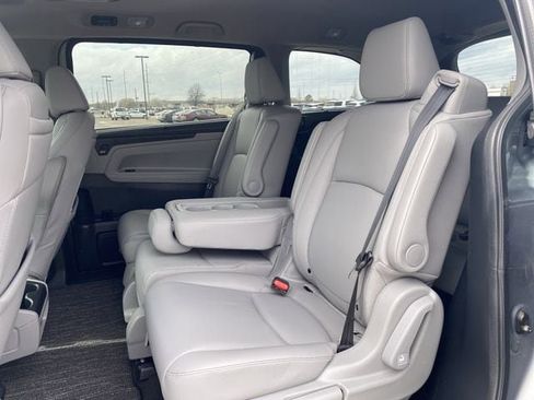 Used 2024 Honda Odyssey Touring image 12
