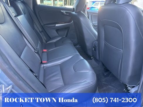 Used 2017 Volvo XC60 T5 Inscription w/ Preferred Option Package image 13