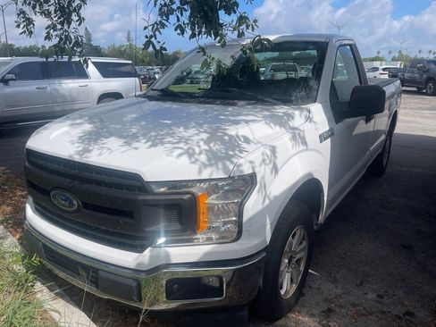 Used 2023 GMC Yukon XL SLT RWD image 7