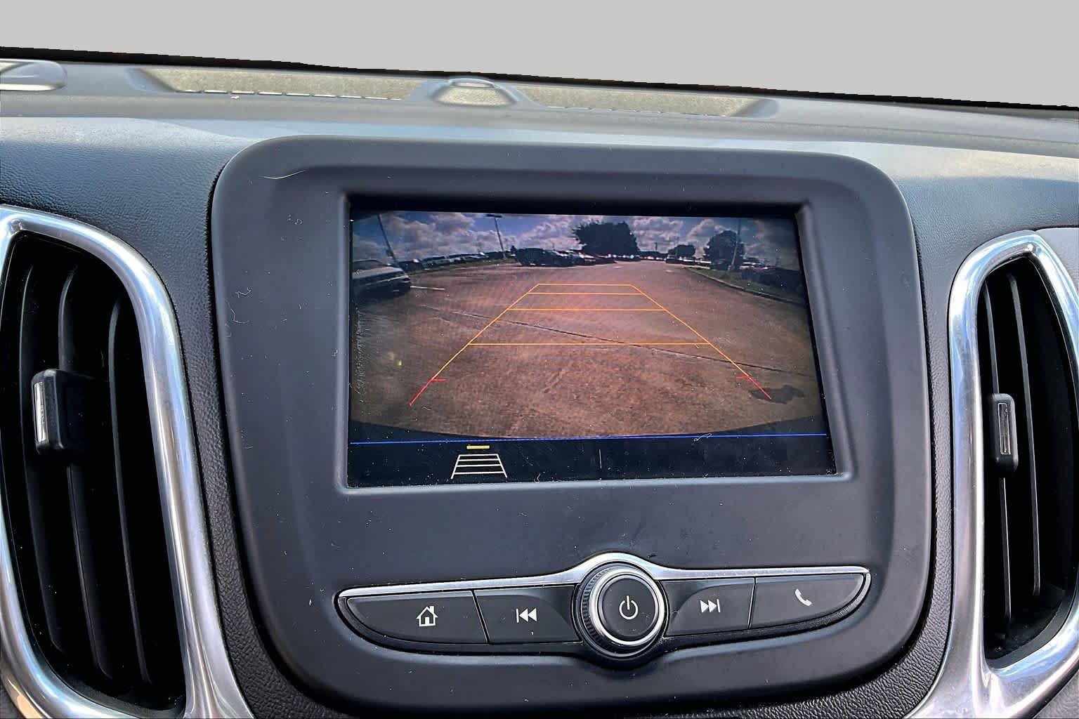 Used 2020 Chevrolet Equinox LS FWD image 24