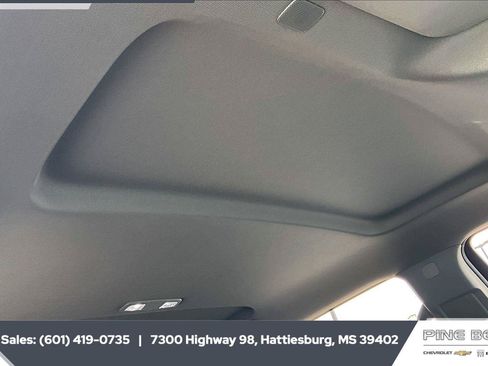 Used 2024 GMC Sierra 1500 SLT w/ SLT Premium Plus Package AWD/4WD image 17
