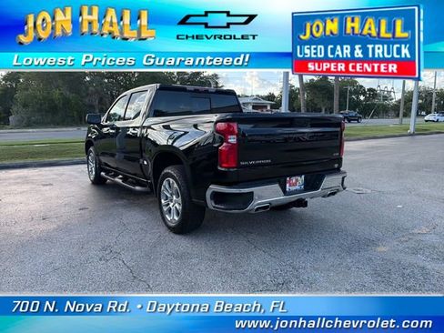 Used 2024 Chevrolet Silverado 1500 LTZ w/ LTZ Premium Package AWD/4WD image 7