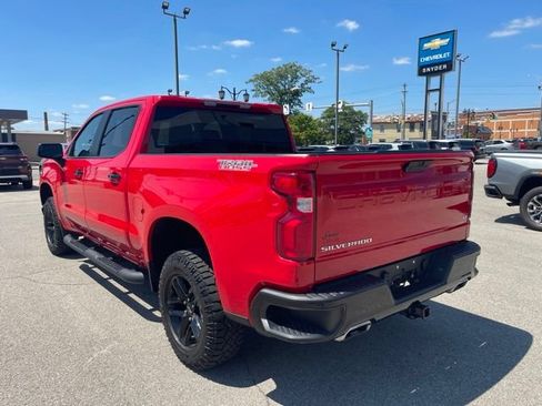 Used 2021 Chevrolet Silverado 1500 LT Trail Boss w/ Bed Protection Package AWD/4WD image 14