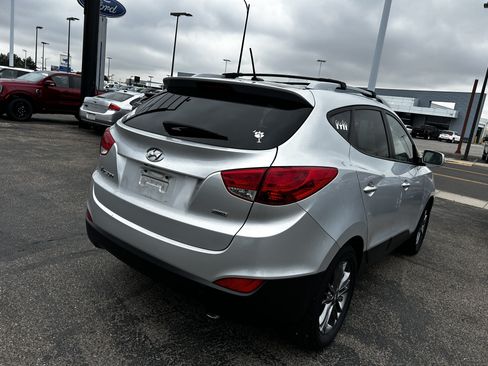 Used 2015 Hyundai Tucson SE AWD/4WD image 5