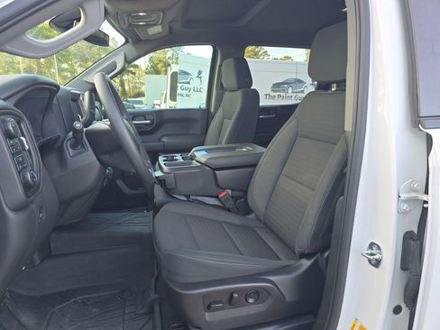 Used 2023 Chevrolet Silverado 1500 Custom Trail Boss image 9