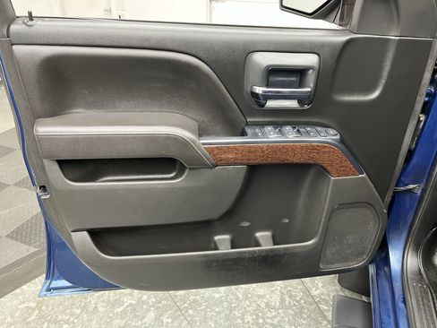 Used 2018 GMC Sierra 1500 SLE image 6