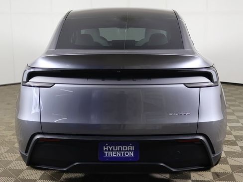 Used 2026 Tesla Model Y Long Range AWD/4WD image 13