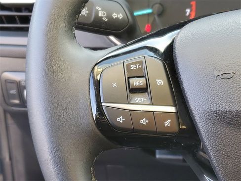 Used 2022 Ford Escape SE w/ Convenience Package image 16