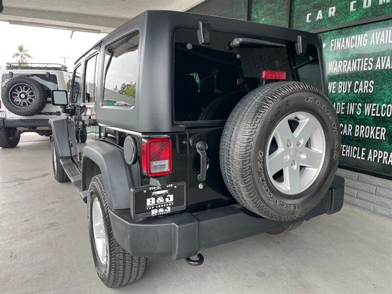 Used 2017 Jeep Wrangler Unlimited Sport w/ Quick Order Package 24S AWD/4WD image 7