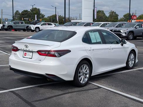 Used 2023 Toyota Camry LE image 5