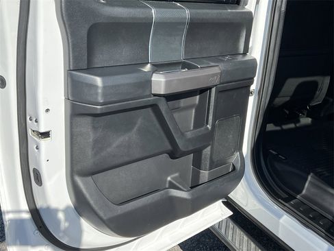 Used 2019 Ford F150 XLT w/ Equipment Group 302A Luxury image 17