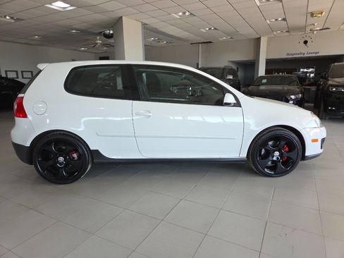 Used 2007 Volkswagen Golf 2-Door FWD image 8