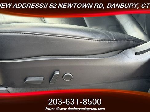 Used 2022 Tesla Model Y Long Range AWD/4WD image 14