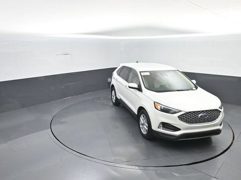 Certified 2024 Ford Edge SEL w/ Convenience Package AWD/4WD image 27