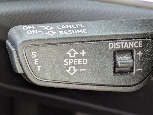 Used 2022 Audi Q3 2.0T Premium Plus image 28