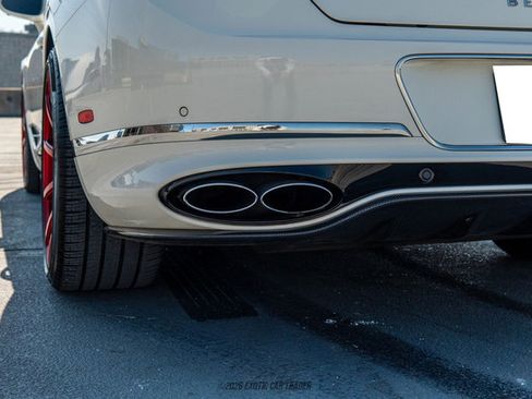 Used 2020 Bentley Continental GT V8 image 95