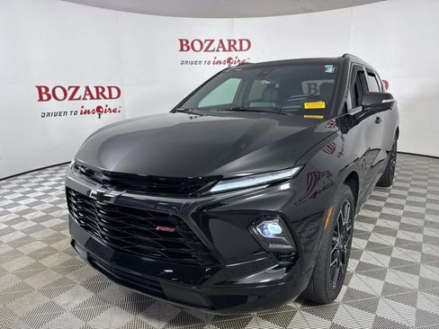 Used 2023 Chevrolet Blazer RS w/ Driver Confidence II Package image 4