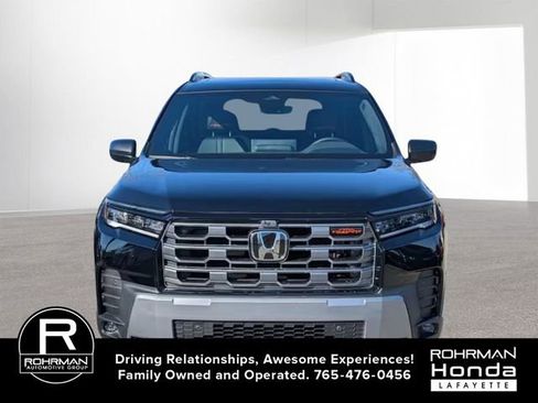 New 2026 Honda Pilot TrailSport image 8