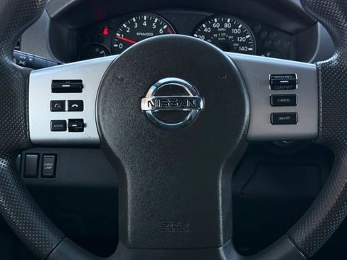 Used 2018 Nissan Frontier S RWD image 52