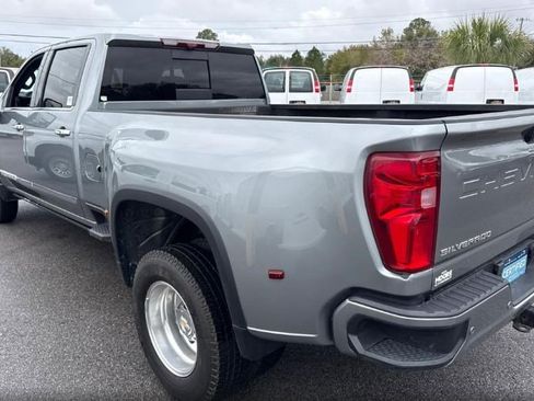 Used 2024 Chevrolet Silverado 3500 High Country w/ High Country Premium Package image 5