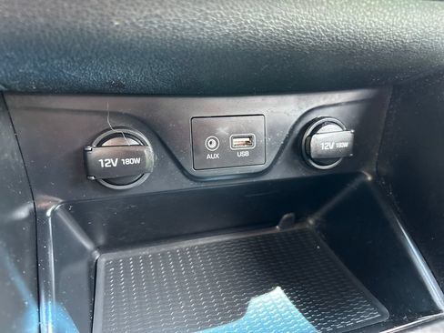 Used 2019 Hyundai Tucson SE FWD image 25