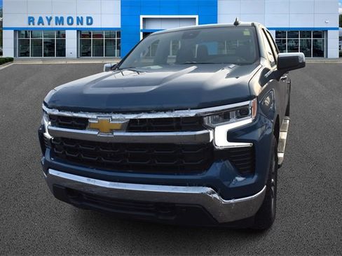 Used 2024 Chevrolet Silverado 1500 LT w/ Protection Package image 7