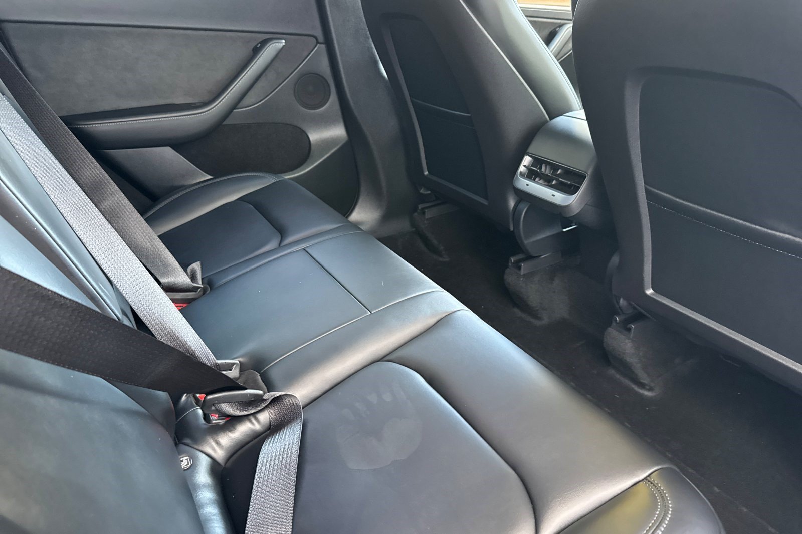 Used 2023 Tesla Model Y Performance AWD/4WD image 33