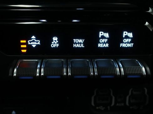 Used 2019 RAM 1500 Limited AWD/4WD image 41
