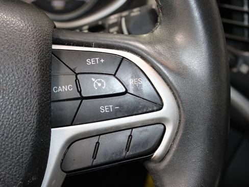Used 2014 Jeep Cherokee Latitude FWD image 14