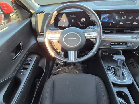 Used 2024 Hyundai Kona SEL FWD image 13
