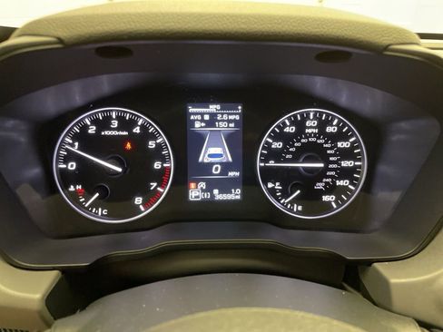 Used 2024 Subaru Crosstrek 2.5i Limited w/ Crosstrek Mirror Package image 13