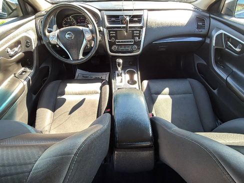 Used 2018 Nissan Altima 2.5 SR FWD image 29