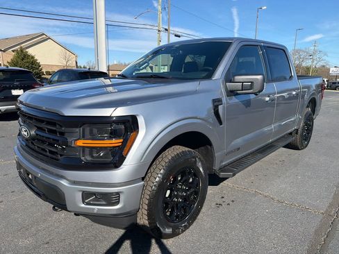 New 2026 Ford F150 XLT w/ Equipment Group 302A MID AWD/4WD image 4
