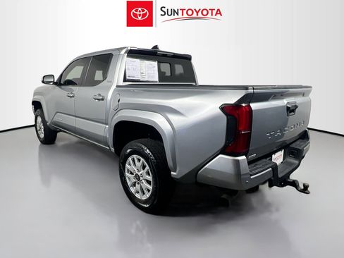 Used 2024 Toyota Tacoma SR5 w/ SR5 Upgrade Package RWD image 6