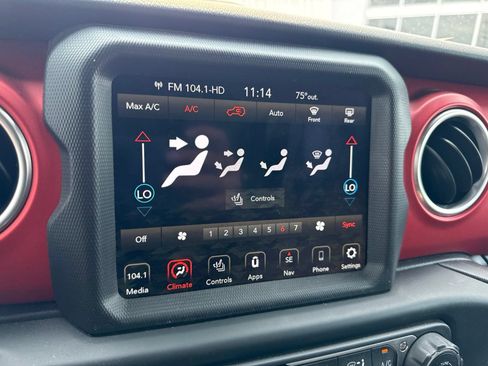 Used 2020 Jeep Wrangler Unlimited Rubicon AWD/4WD image 25