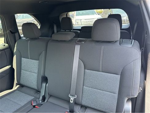 New 2025 GMC Acadia Elevation image 15