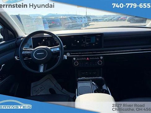 Certified 2025 Hyundai Tucson Limited image 5