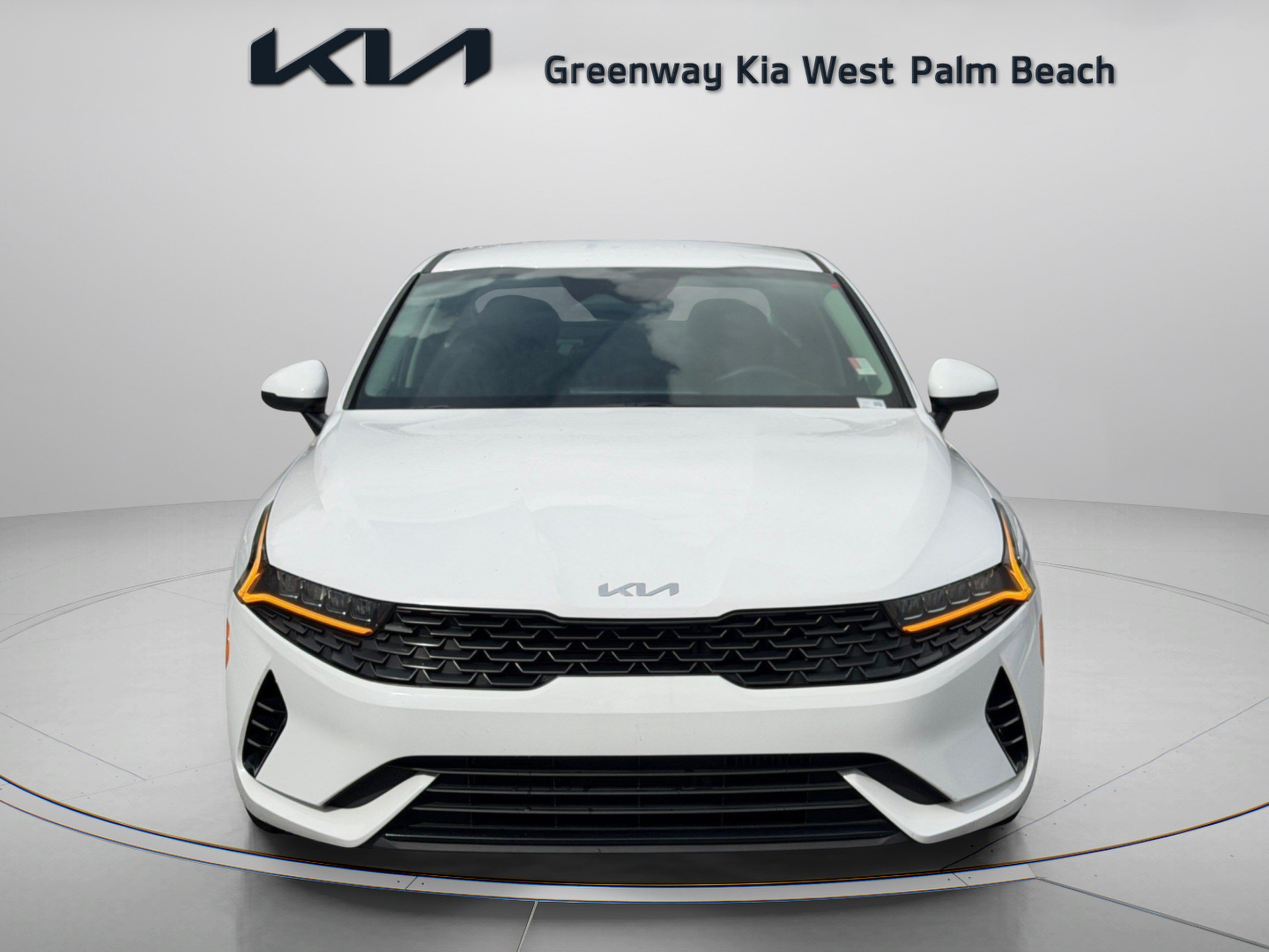 Used 2023 Kia K5 LXS FWD image 2